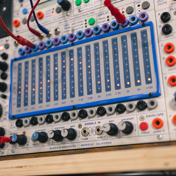 クリックしてBuchla 296e Spectral Processorを表示