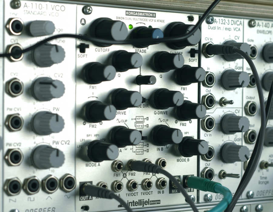 オリジナルIntellijel Korgasmatron IIハードウェア