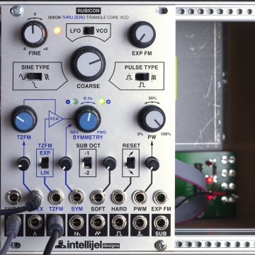 Intellijel Designs社のRubicon実機